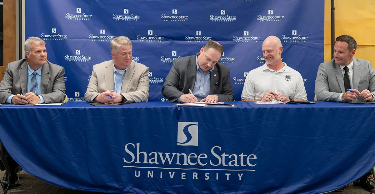 SSU President Eric Braun signs MOU with leaders of partnered CTC schools