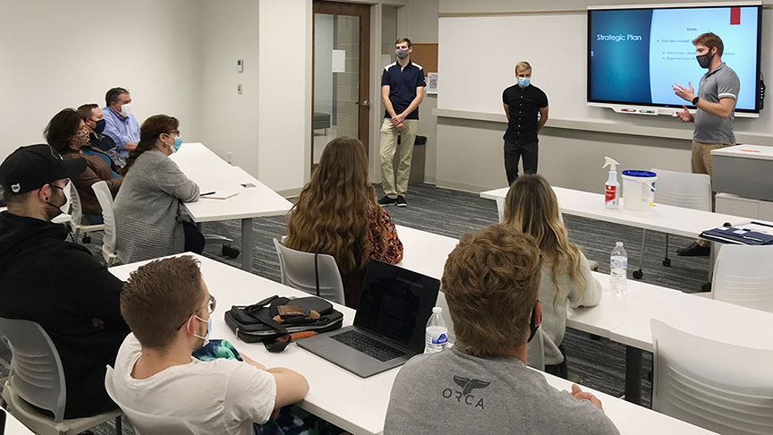 picture of students presenting in classroom